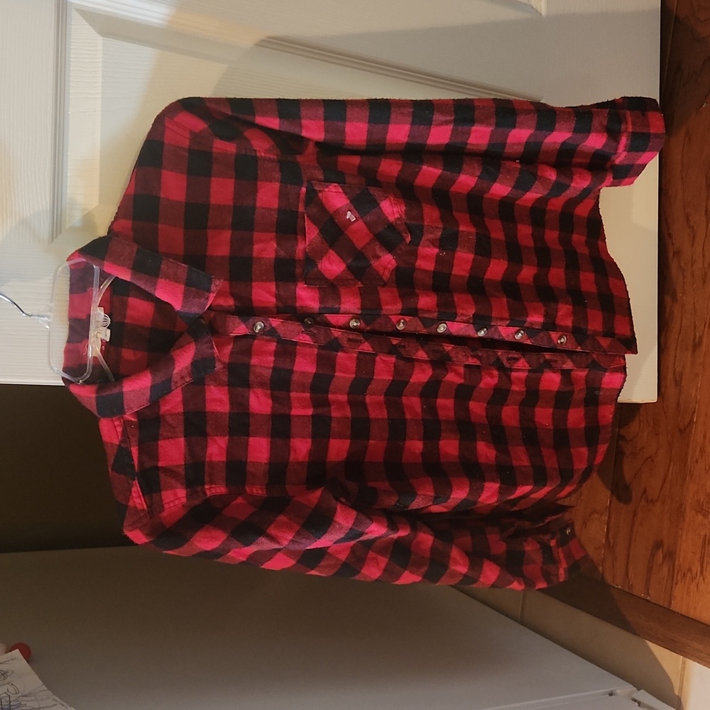 MAURICES Buffalo Check Flannel Long Sleeved Shirt Med